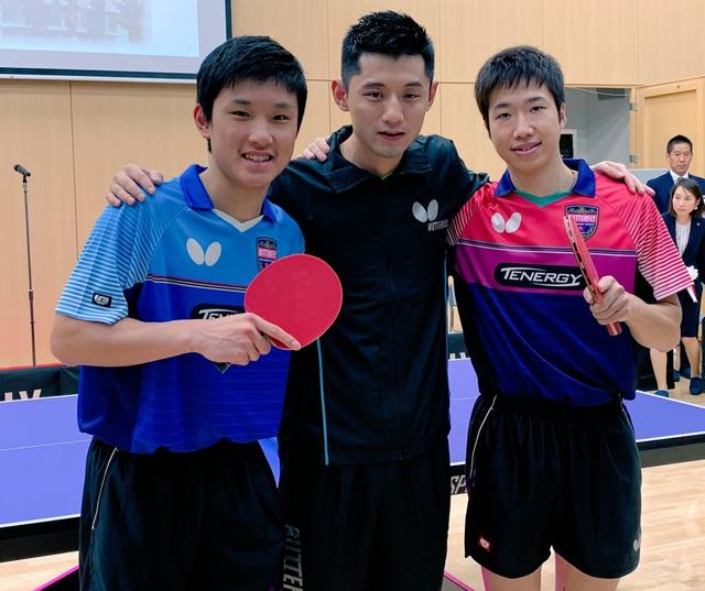 特别是在比 特别是在比