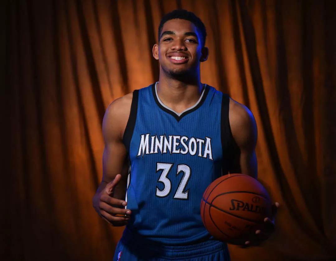 萨巴伦卡以 萨巴伦卡以