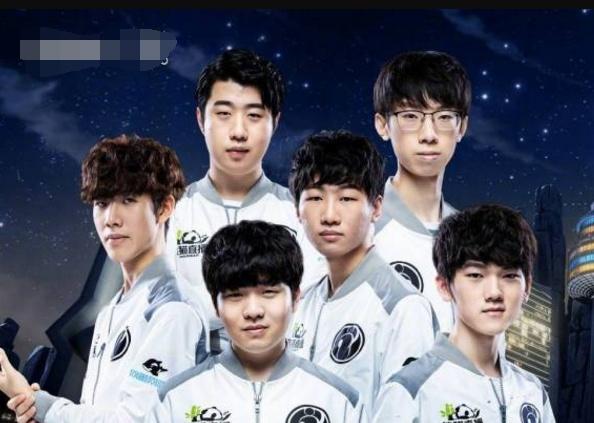 数据呈此消 数据呈此消